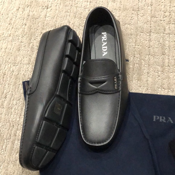 Prada Saffiano Leather Driver - Picture 2 of 5